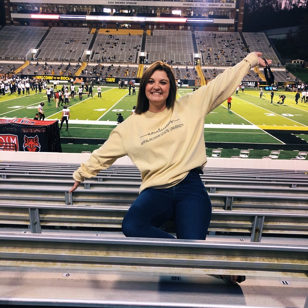 Meet your Posher, Bailey